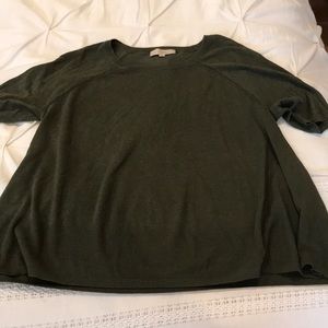Short sleeve light weight sweater